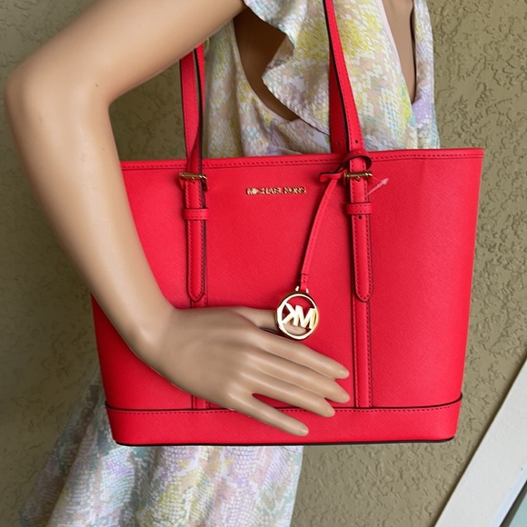 Michael Kors Jet Set Travel Sm Leather Top Zip Shl - Picture 14 of 16